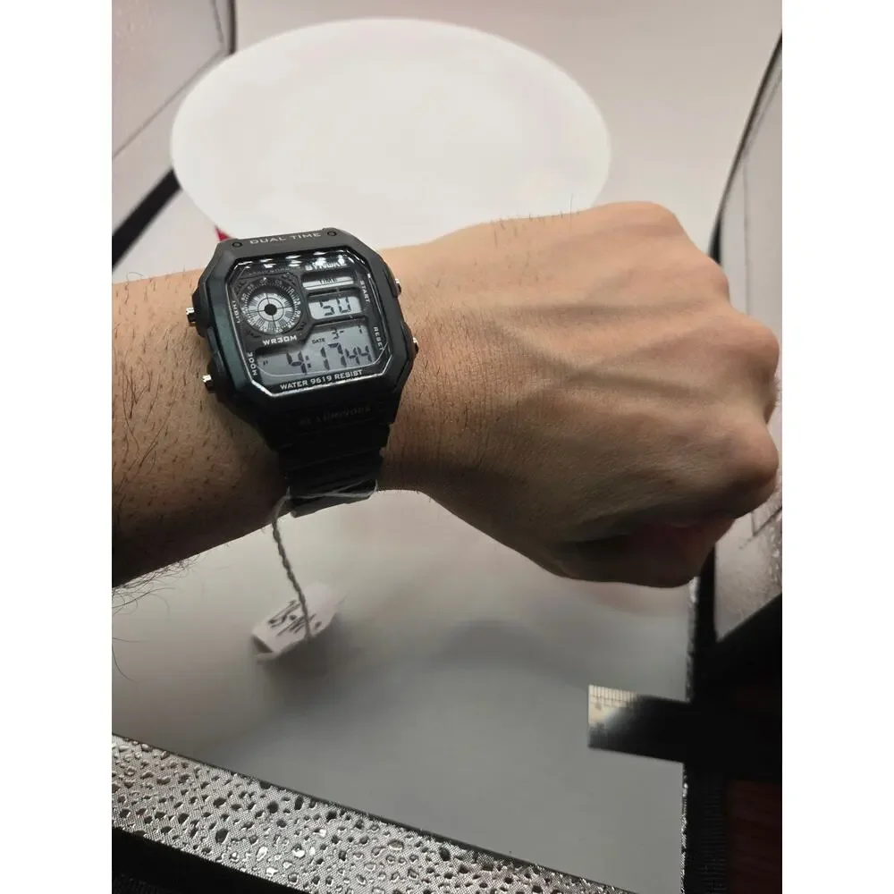 Synoke black digital w-82